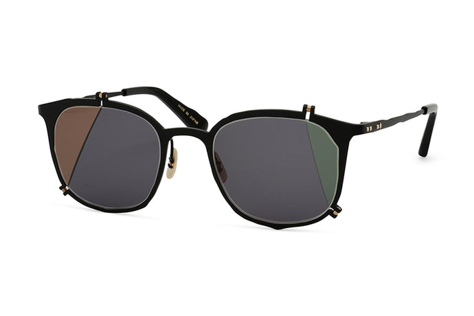 MM-0047 Sunglasses : broken Lens
